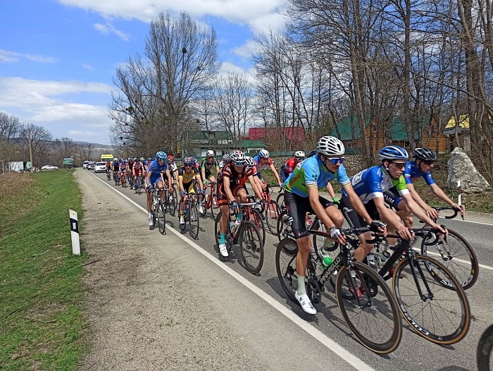 Тюменский велогощик Александр Березняк выиграл серебро в многодневной гонке в Майкопе