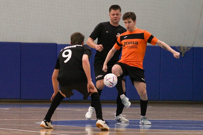 Пенальти помогли МФК «Кулаково» достичь победы в Кубке Тюмени по мини-футболу