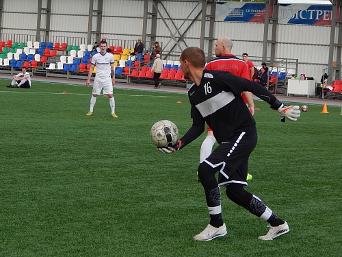 «Легионеры» ушли от поражения в матче чемпионата Ишима по футболу