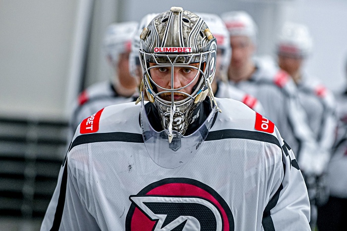 Вратарь хоккейного клуба «Рубин» Егор Назаров: «Кубок Первого канала — это хороший стимул для ребят из ВХЛ»