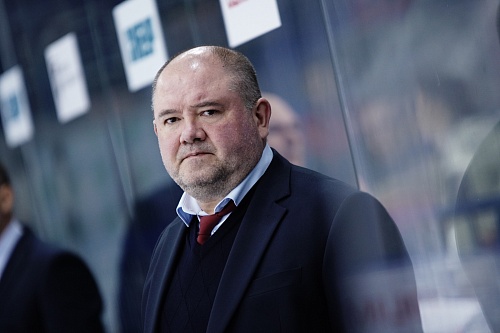 Главный тренер хоккейного клуба «Буран» Альберт Логинов: «Мы уступили по буллитам, но выиграли ментально»