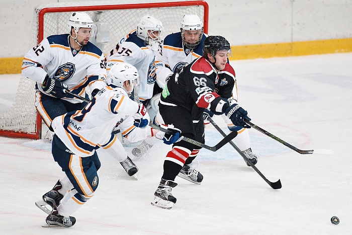 Фото Владимира ОГНЁВА