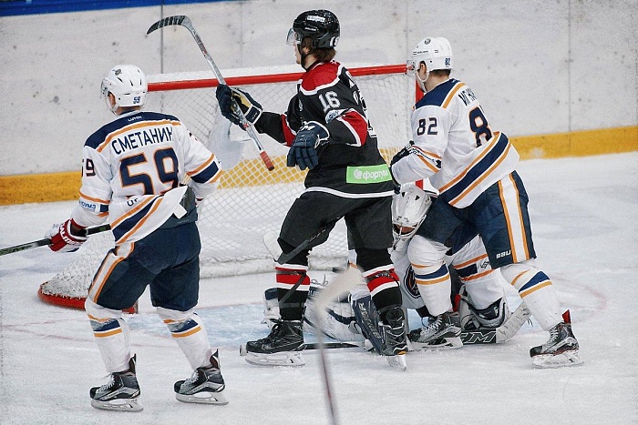 Фото Владимира ОГНЁВА