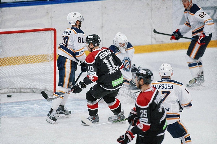 Фото Владимира ОГНЁВА