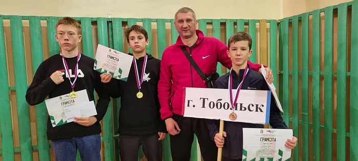 Тобольские боксеры завоевали медали в Тавде