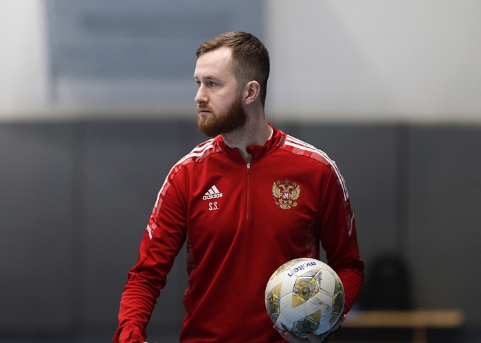 Тренер вратарей мини-футбольного клуба «Газпром-Югра» Сергей Соколов: «Сейчас ещё больше людей узнали о высоком потенциале Абдуразакова»