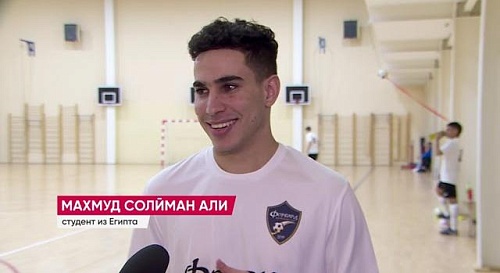 Присмотреться к парням из Египта. Земляк Мохаммеда Салаха хорош в чемпионате Тюмени по мини-футболу