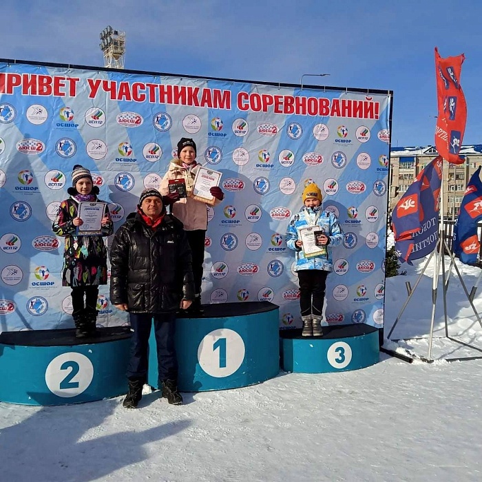 В Тобольске спорили за награды в зимнем триатлоне