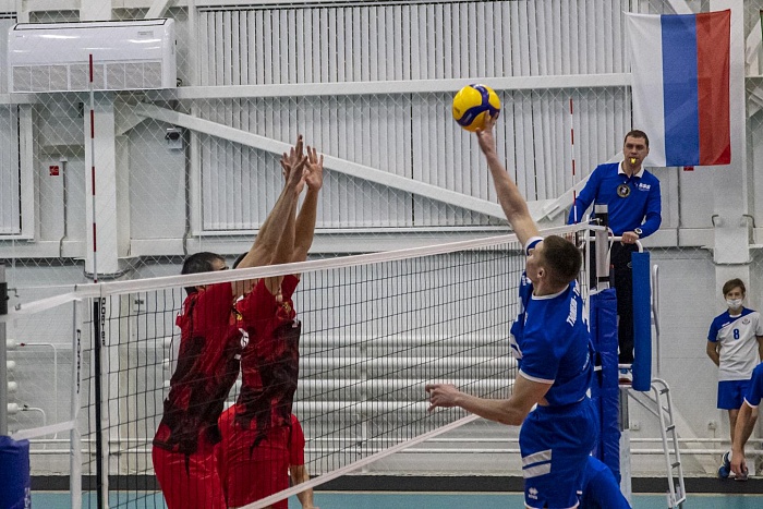 Завершили год победой!