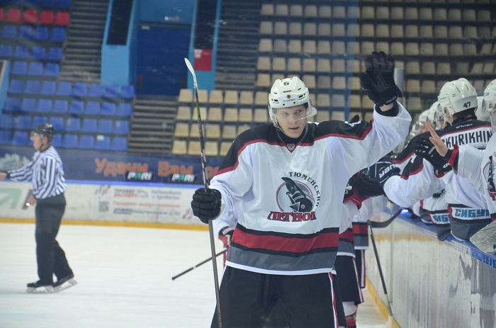 Молодёжная хоккейная команда «Тюменский Легион» обыграла в Оренбурге «Сарматов»