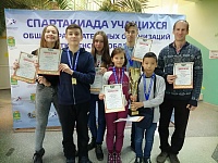 Школьники сразились за шахматные трофеи