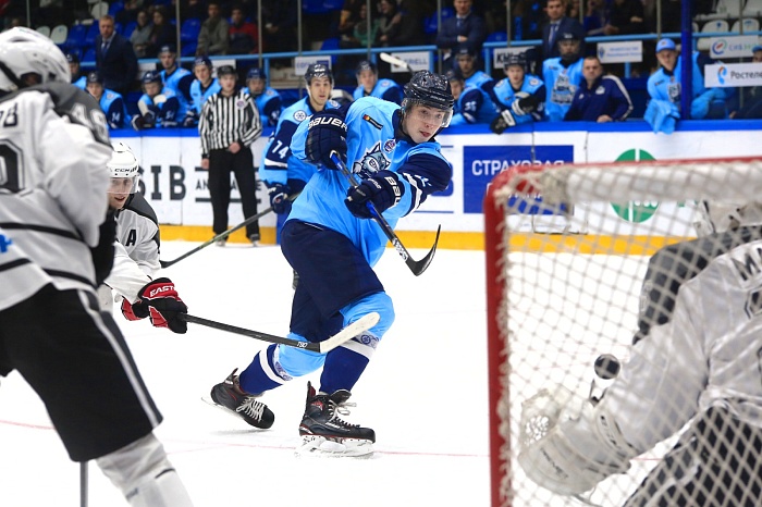 Соперники «легионеров» сменили наставника