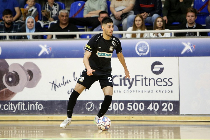 Команды Абышева и Герейханова Лигу чемпионов начали с побед