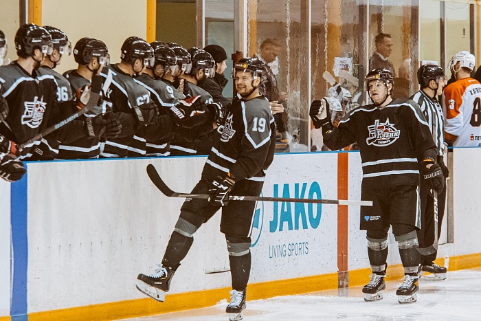 Вадим Хлопотов: «Забиваешь ты – выигрывает команда» (ЛУЧШИЕ МОМЕНТЫ)