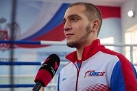 Тюменский боксёр Гаджи Гаджиев: «Лучше уступить одному, но сильному сопернику, чем выиграть десять боёв у слабых»