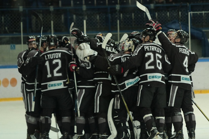 Михаил Звягин: «У нас нет другого пути, кроме как выпускать новичков с корабля на бал»