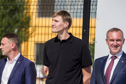 Андрей Кириленко открыл в Тюмени «Центр уличного баскетбола»