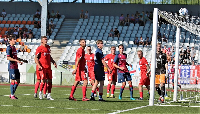 Нижнетагильский «Уралец-ТС» сделал ничью дома, а ФК «Металлург» из Аши победил в гостях