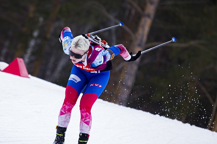Участница чемпионата России по биатлону Амина Иванова: «С короткой стрижкой, конечно, бегать удобнее, но вообще мне просто так нравится»