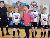 «Ишим-1» и «Прибрежный» из Омска лидируют в открытом Кубке юга Тюменской области по мини-футболу среди юношей