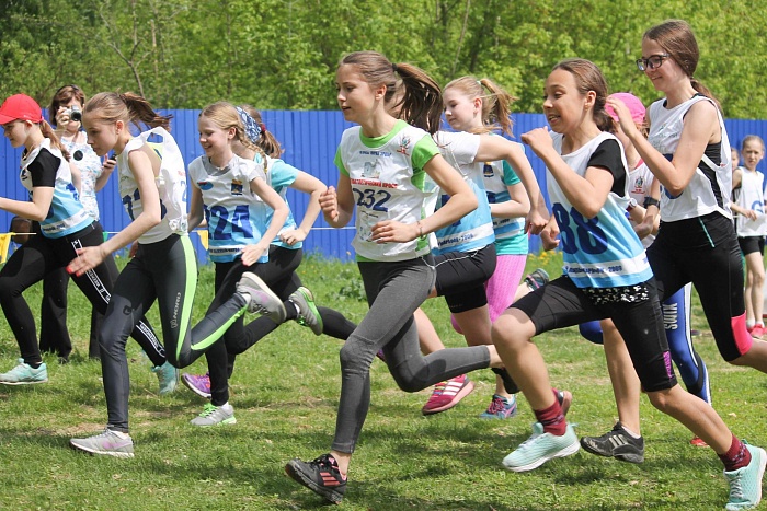 Бежали кросс в честь Валерия Белова