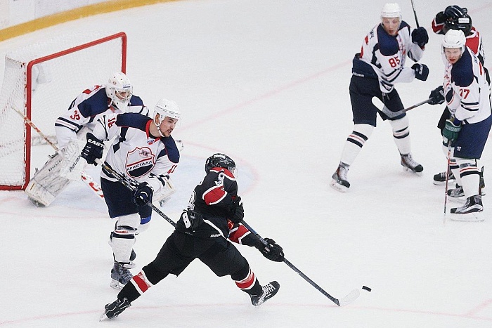 Фото Владимира ОГНЕВА