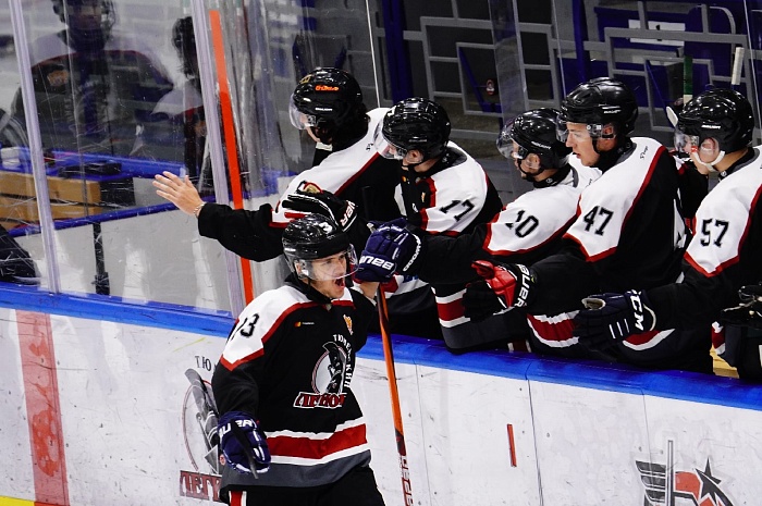 Команда Молодёжной хоккейной лиги «Тюменский Легион» заработала первый балл в чемпионате