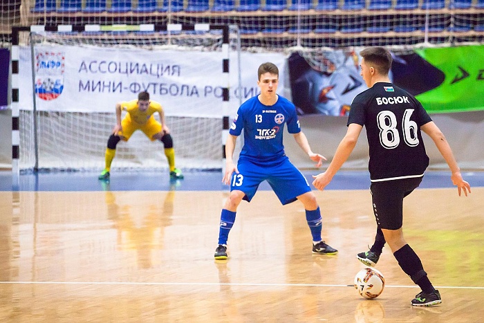 Фото Александра ЗЫРЯНОВА