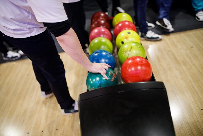 В Тюмени мастера боулинга разыграют миллионы!