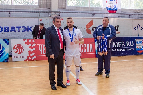 Мурашов взял бронзу в составе волжан!