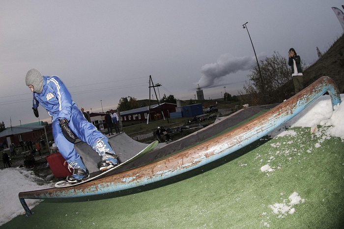 Разыграли награды в скейтбординге