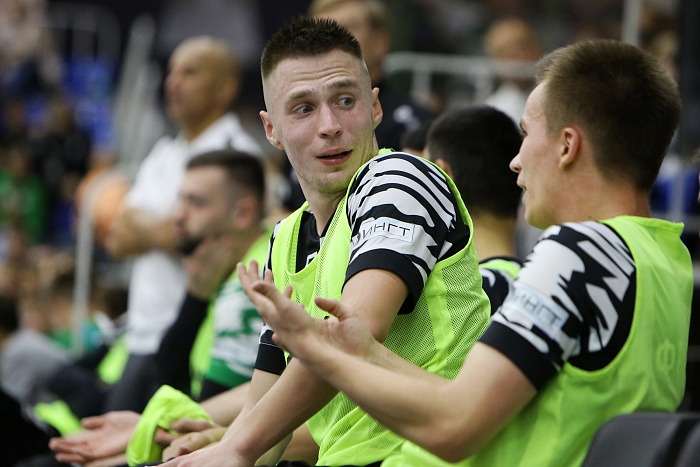 Нападающий мини-футбольного клуба «Тюмень» Никита Емельянов: «Выиграли в пятницу, 13-го? Пусть это будет началом нашего победного пути»