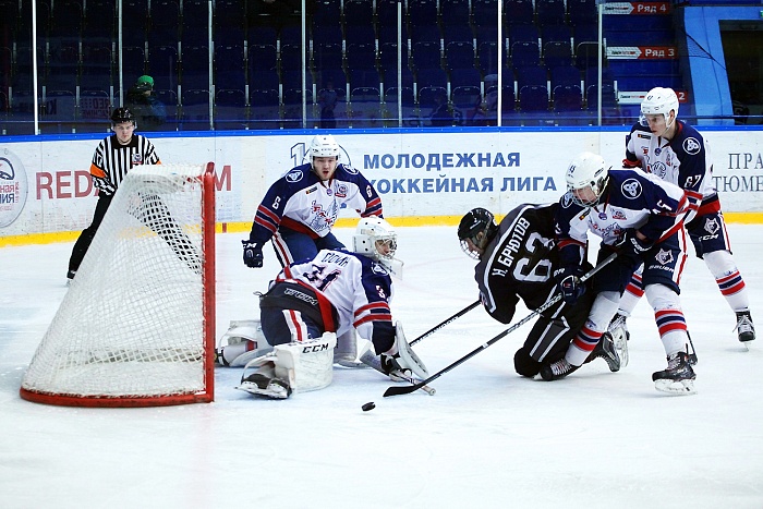 Никита Брютов: «Горжусь братом»