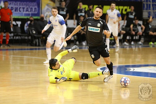 Тюменцы вырвали викторию в сибирском дерби