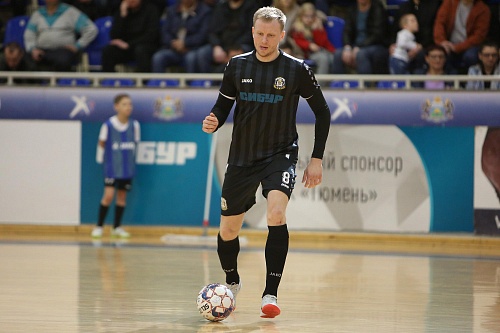 Упалев пропустит три игры на Кубок