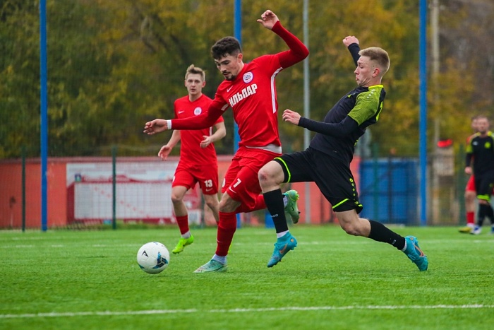 «ИЛЬПАР» из Пермского края сделал ничью на старте финального турнира в Астрахани