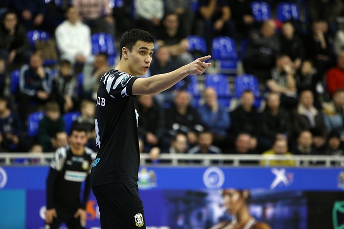 Игрок мини-футбольного клуба «Тюмень» Азиз Муждаков: «Пусть ребята из Бразилии  приходят в команду, ведь конкуренция – это хорошо»