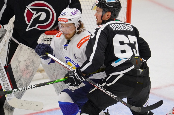 Бывший защитник тюменского хоккейного клуба «Рубин» Павел Десятков стал видео-тренером