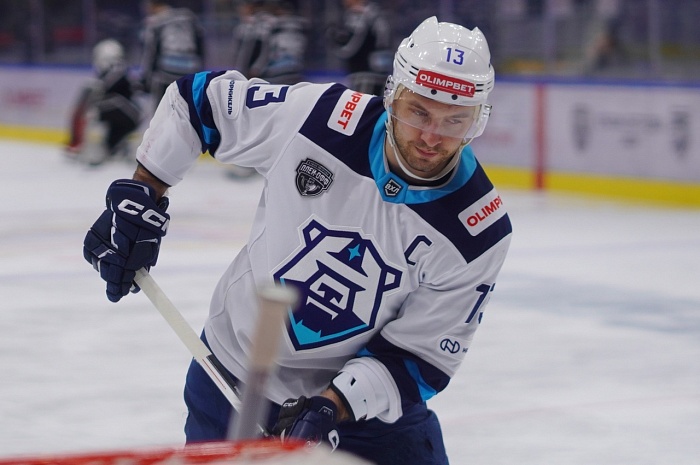 Нападающий хоккейного клуба  «Норильск» Владислав Калетник: «На нас ничего не давит, готовимся играть дальше»