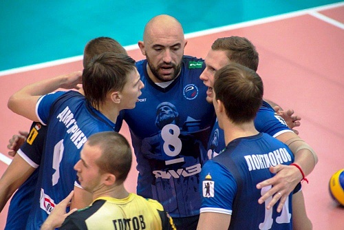 Виктор Никоненко: «Молодежь тоже играть должна»