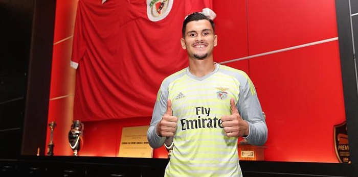 Тюменский вратарь сыграл за «Бенфику»!