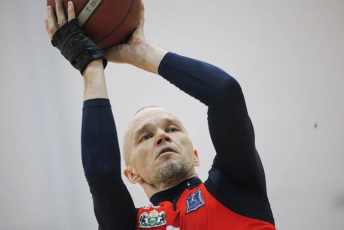 Игрок баскетбольного клуба на колясках «Шанс» Ильшат Сагитов: «У нас команда возрастная, и когда приходят молодые ребята, мы только рады»