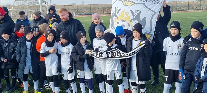 Симферопольский ДЮФК «Тюмень-2014» вернулся домой с футбольным трофеем из Евпатории