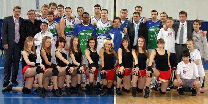 Артем Ольхов останется в Сургуте