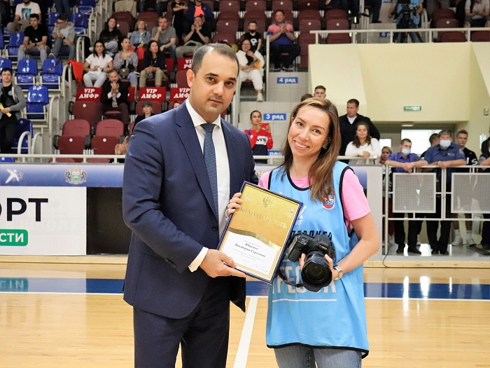 Фотограф мини-футбольного клуба «Тюмень» Виктория Ющенко: «Благодаря спорту я открыла двери в другой мир»