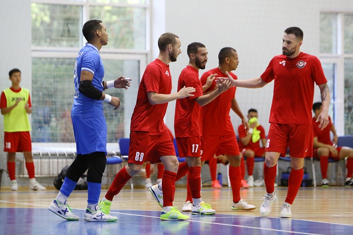 Турнир по мини-футболу на призы Тюменской области. «Синара» (Екатеринбург) – «Аят» (Рудный) – 6:3