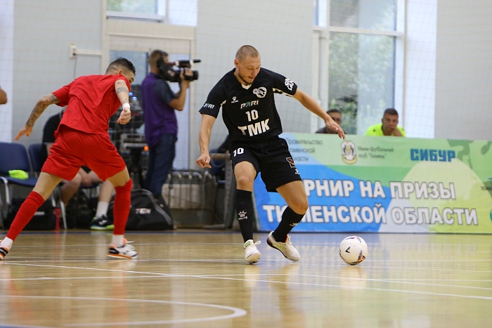 Турнир по мини-футболу на призы Тюменской области. «Синара» (Екатеринбург) – «Аят» (Рудный) – 6:3