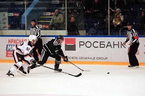 Бабенко и Ячменев набирают по баллу за игру