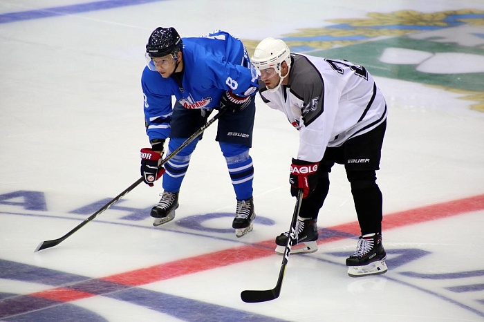 В первом матче турнира курганцы одолели «Номад»