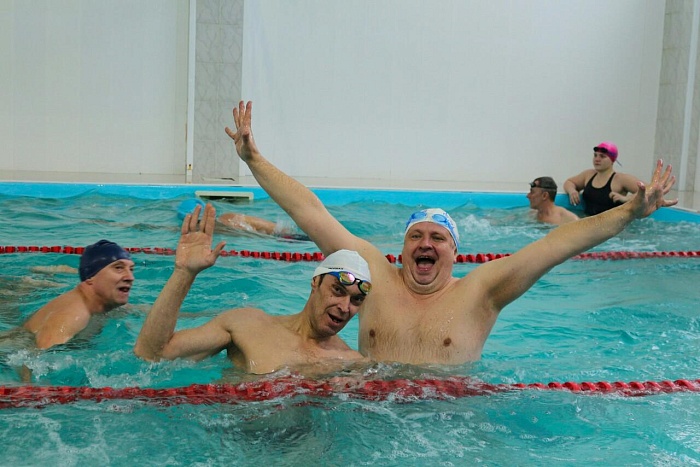 Пловцы-любители провели турнир